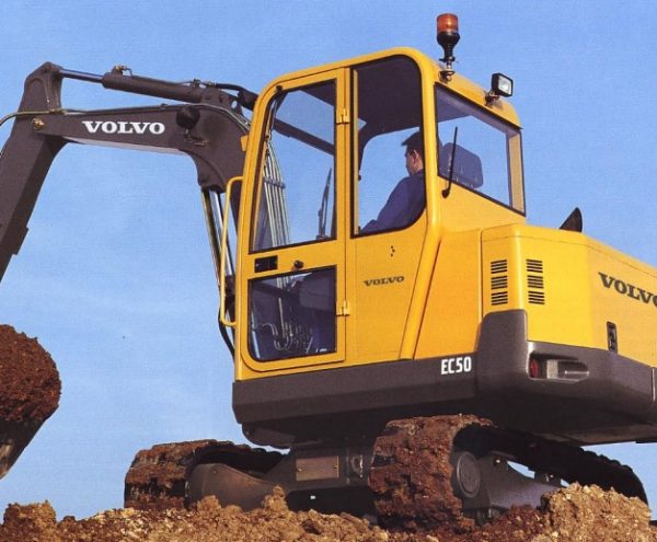 Volvo EC50 Hydraulic Pump - Dynamic Pumps